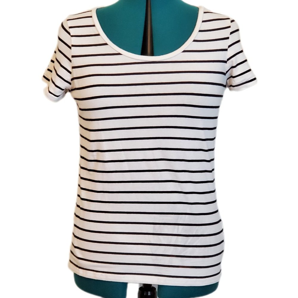 Divided Striped T-Shirt Size L